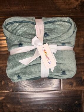New with Tags (NWT) Joyspun Women's Ultra-Plush Pajama Set
